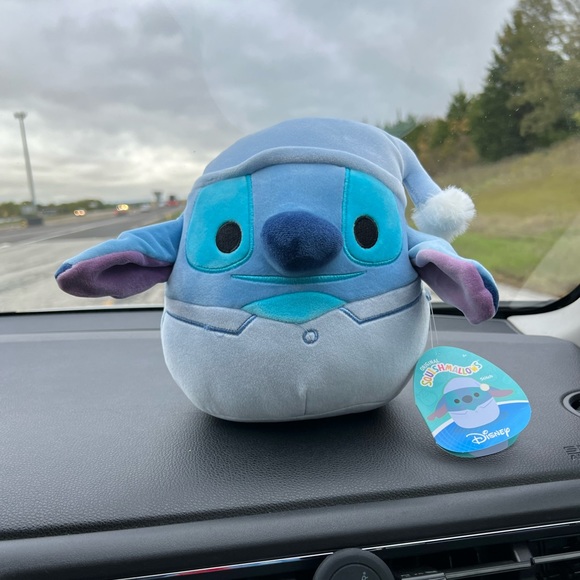 New Disney Stitch In Pijamas Squishmallows - Picture 2 of 11